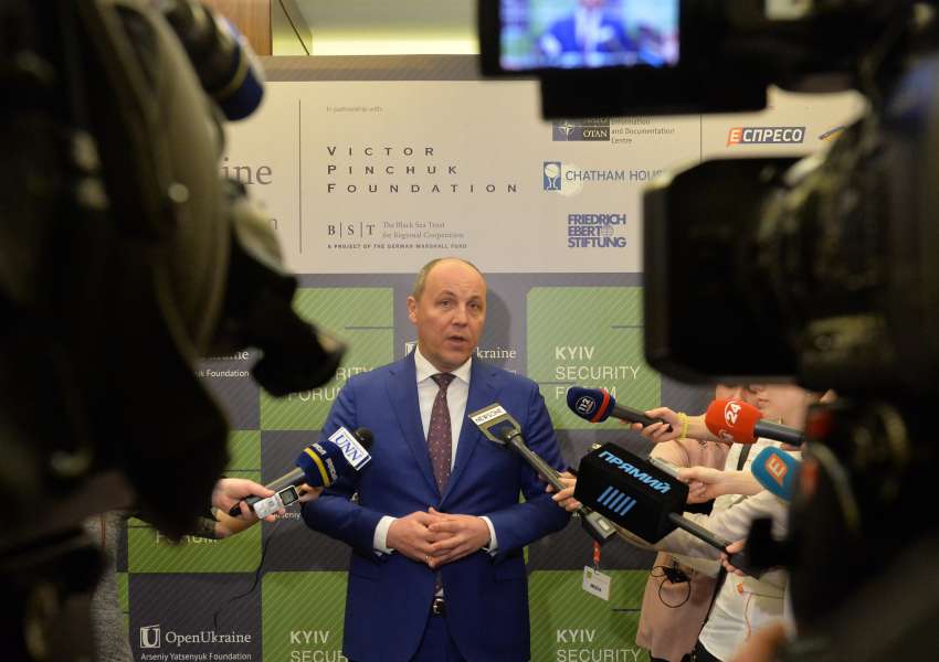 «Солідарність і дієва єдність народів вільного світу – головна і могутня відповідь російському агресору», - Голова Парламенту Андрій Парубій «Солідарність і дієва єдність народів вільного світу – головна і могутня відповідь російському агресору», - Голова Парламенту Андрій Парубій
